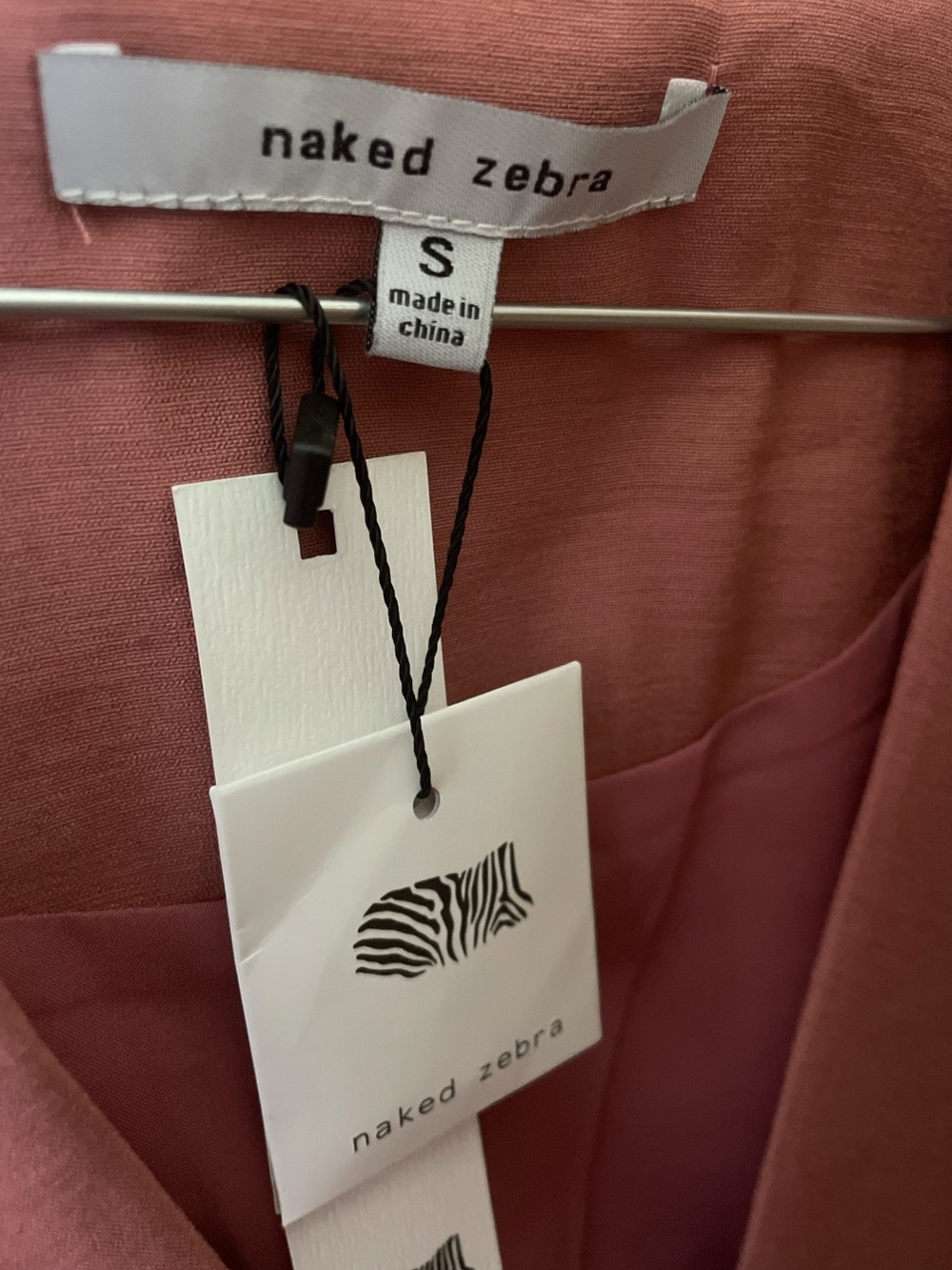 Naked Zebra pink sleeveless blazer vest with a single button closure. - Picture 4 of 4